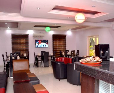 De Rigg Place- Surulere(Alaka Estate) image 5