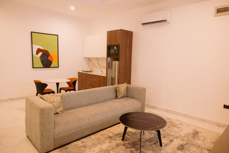 Asuza Hotel and Apartments image 2