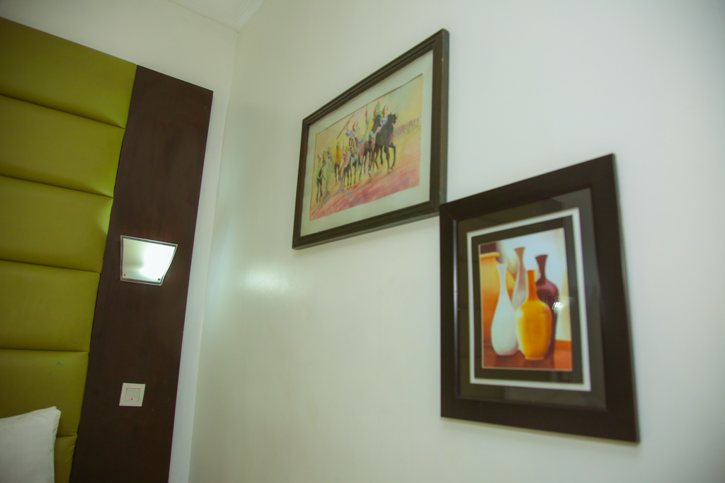 Green House Suites Hotel image 2