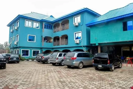 Star Rise Golden International Hotels