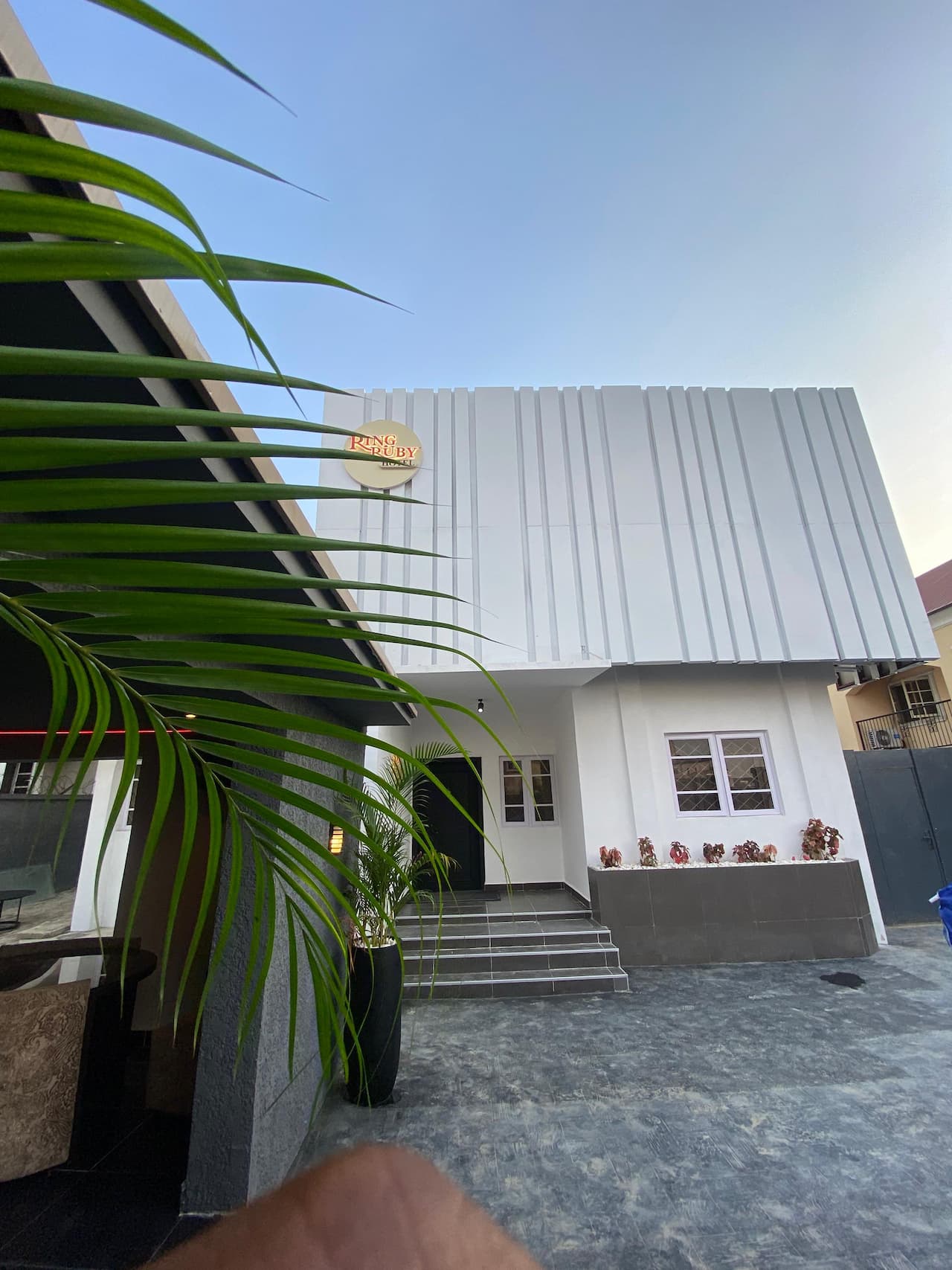 Ring Ruby Hotel - Value County image 3