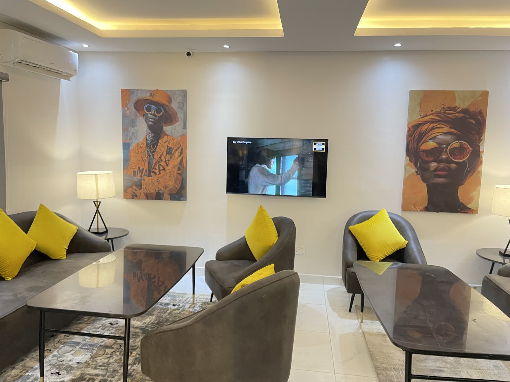 Ring Ruby Hotel- Bateye Road image 5