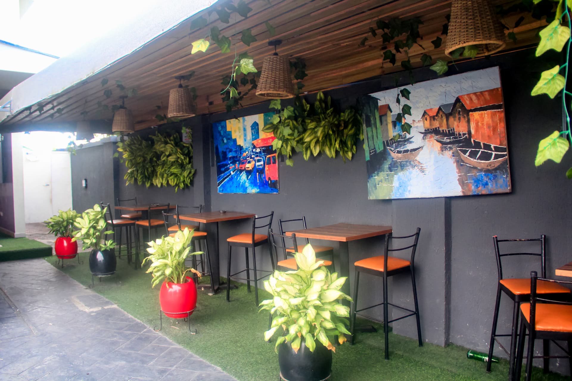 Five Clover Inn- Abijo GRA image 2