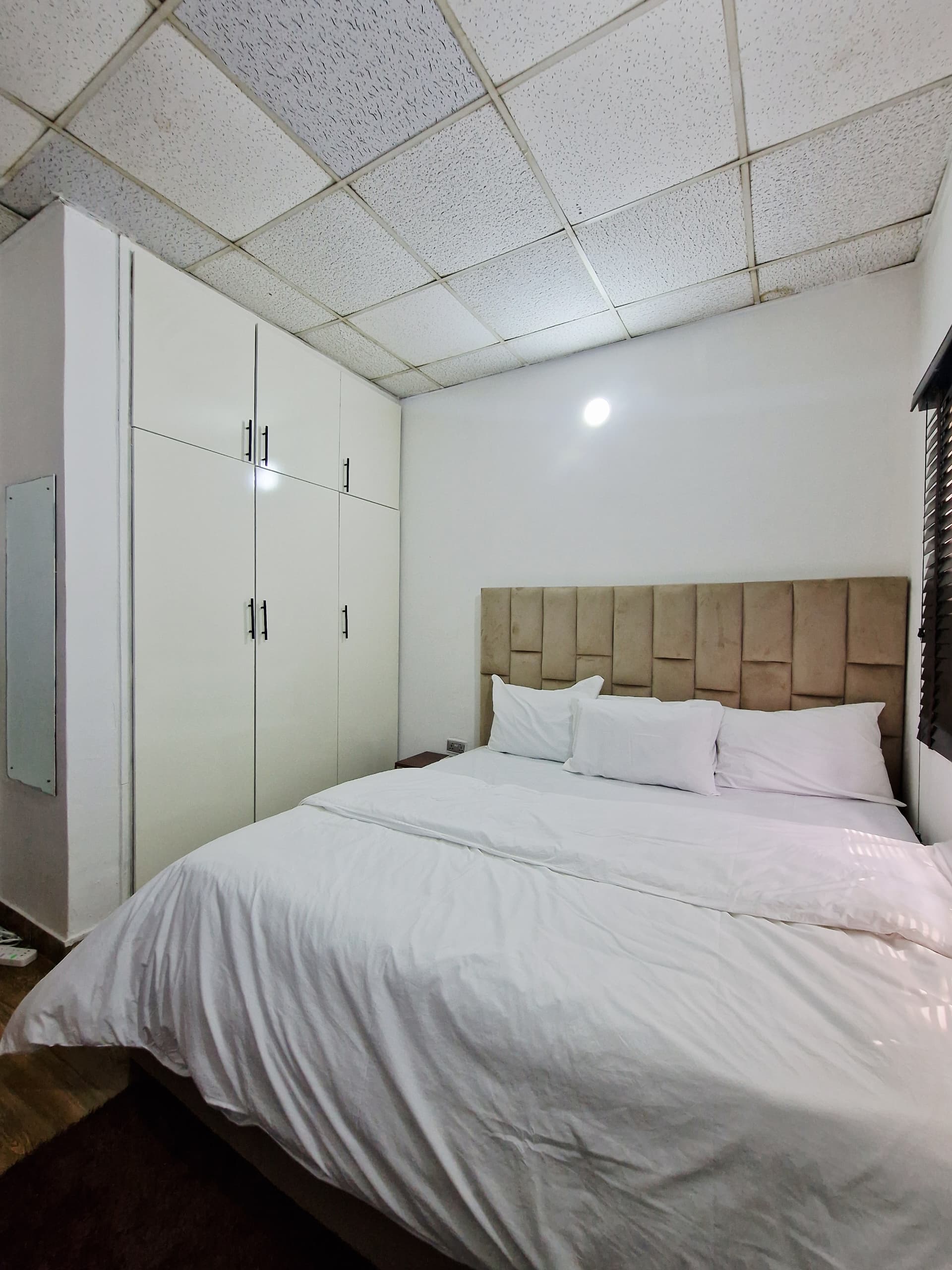 Hoolio Apartments Games Village image 3