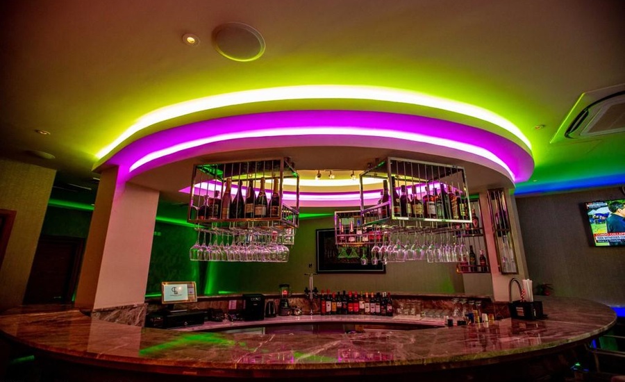 Charleson Luxury Hotel image 5