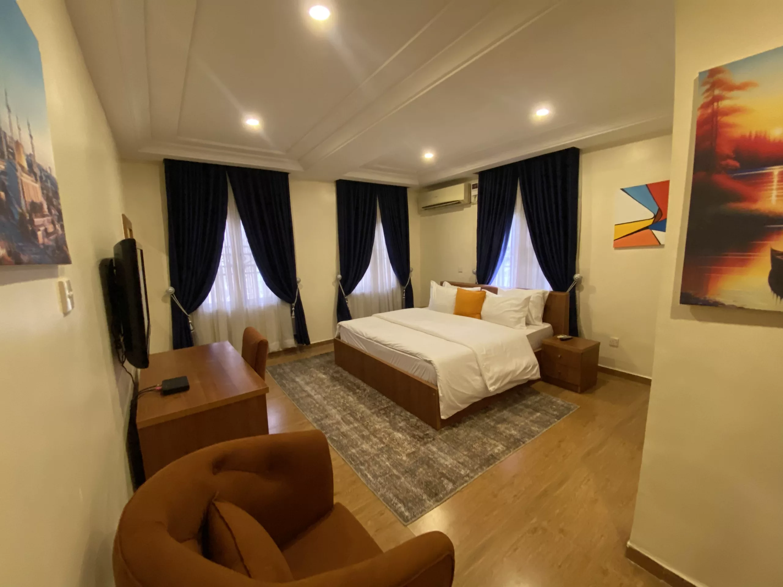 Tennys Place Apartments-Jabi image 5