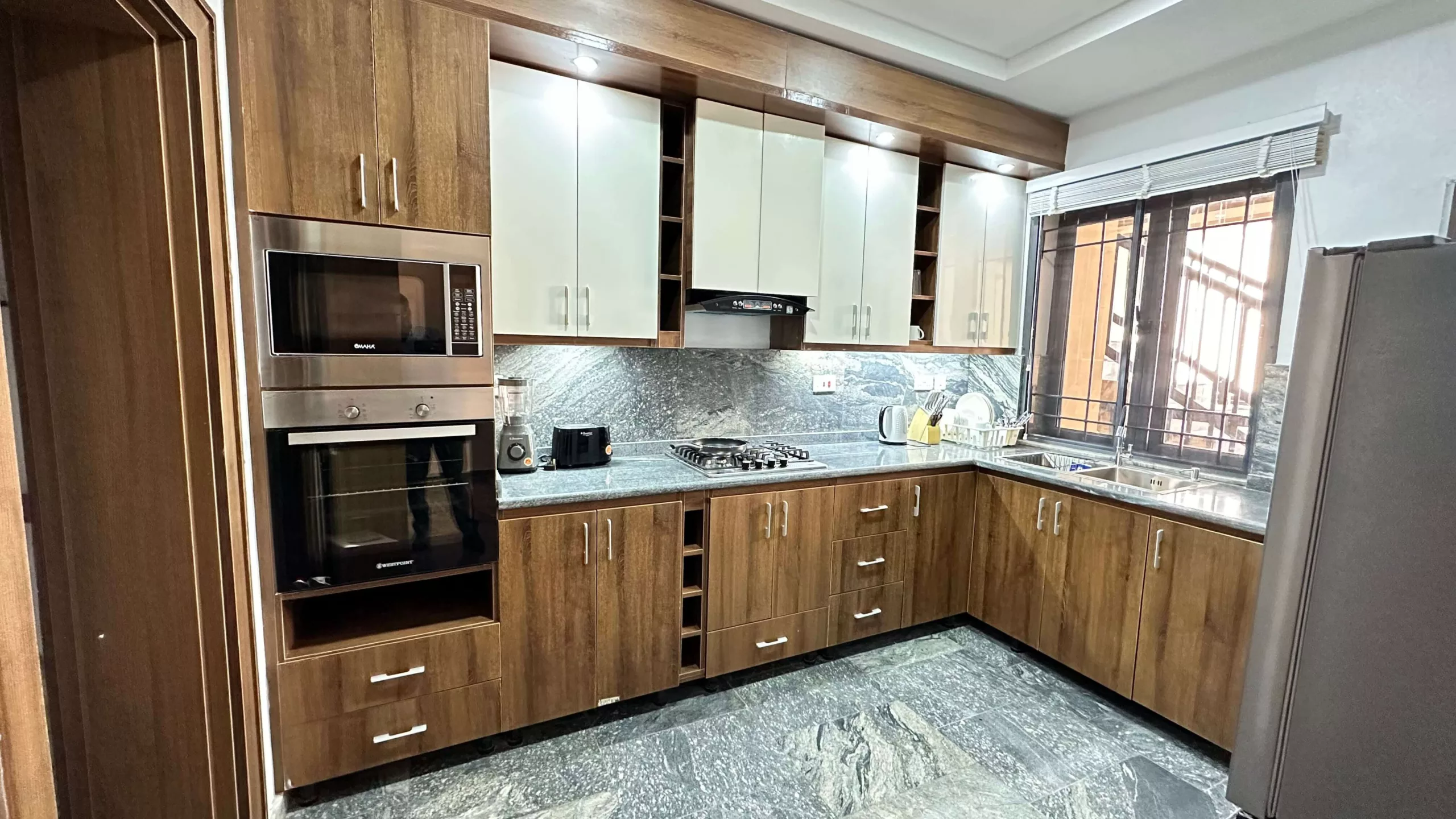 Tennys Place Apartments-Jahi image 5