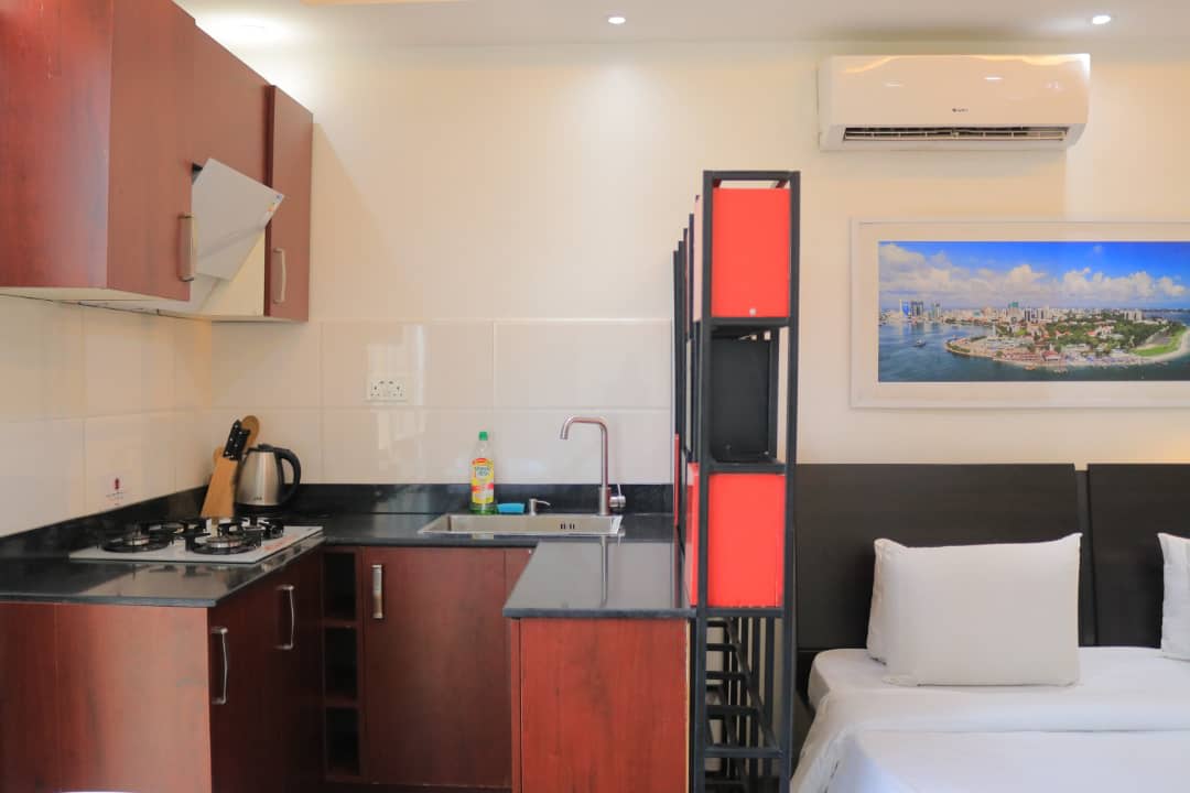 The Glass Residence by Gidanka