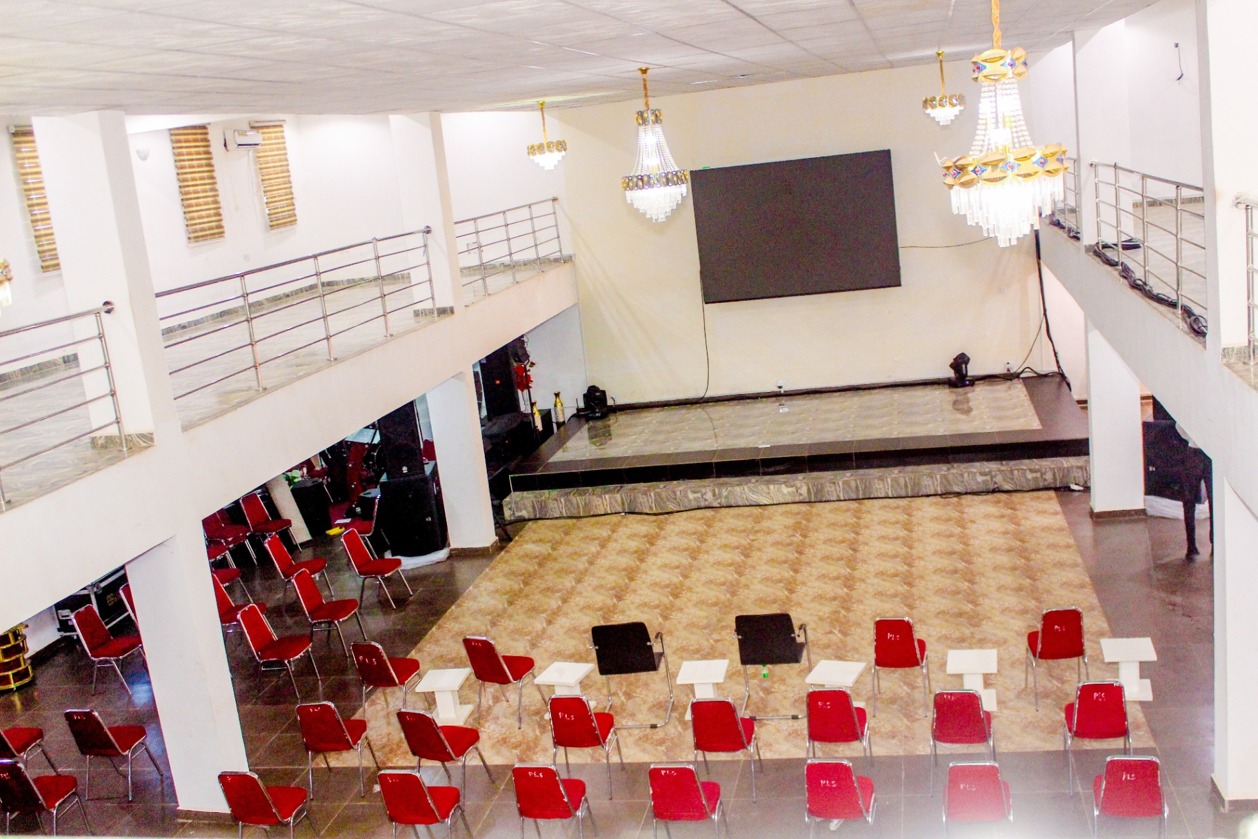 Pameec Luxury Suite- Utako image 2