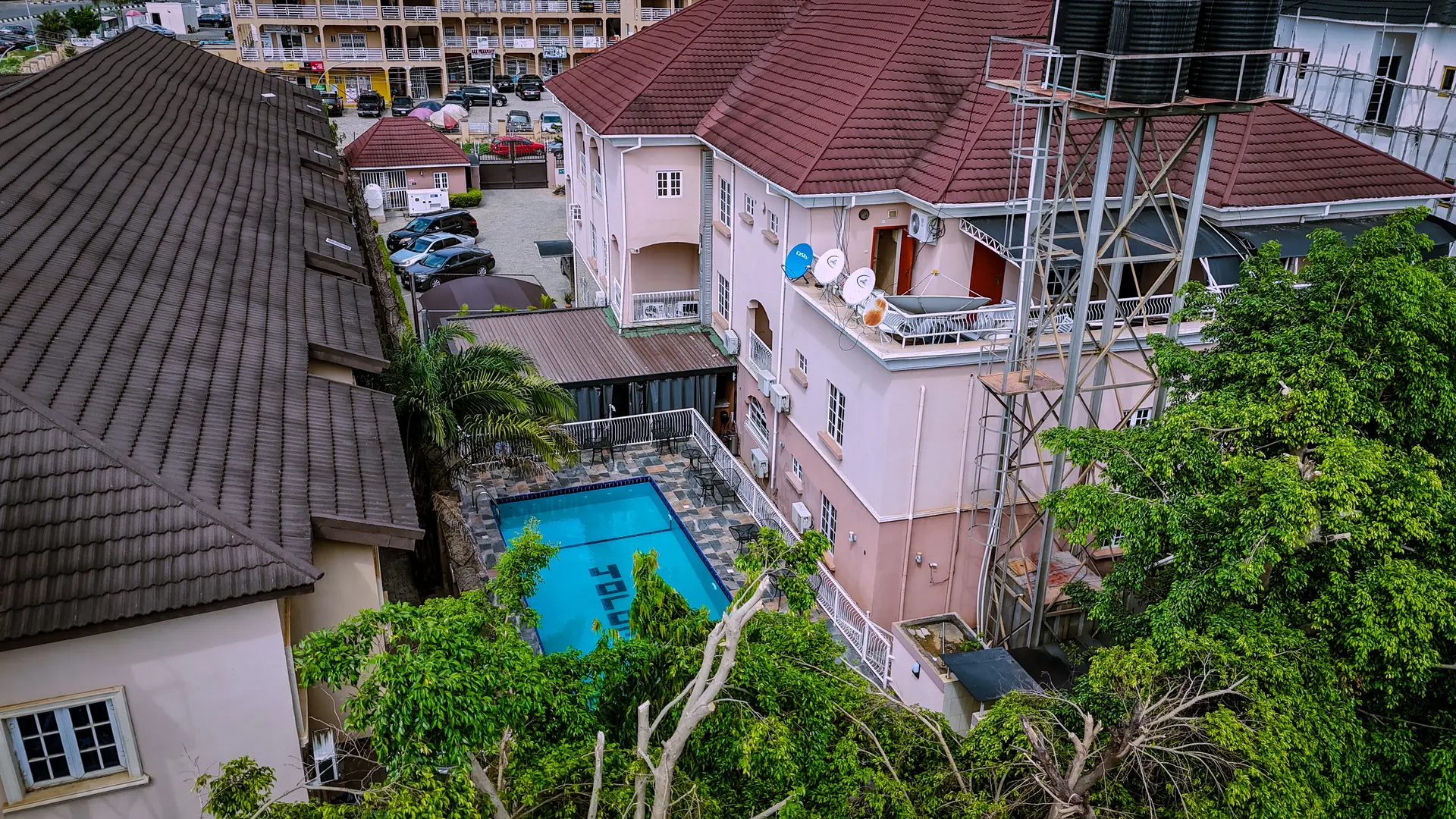 Sheer Luxury Apartment and Suites- Garki