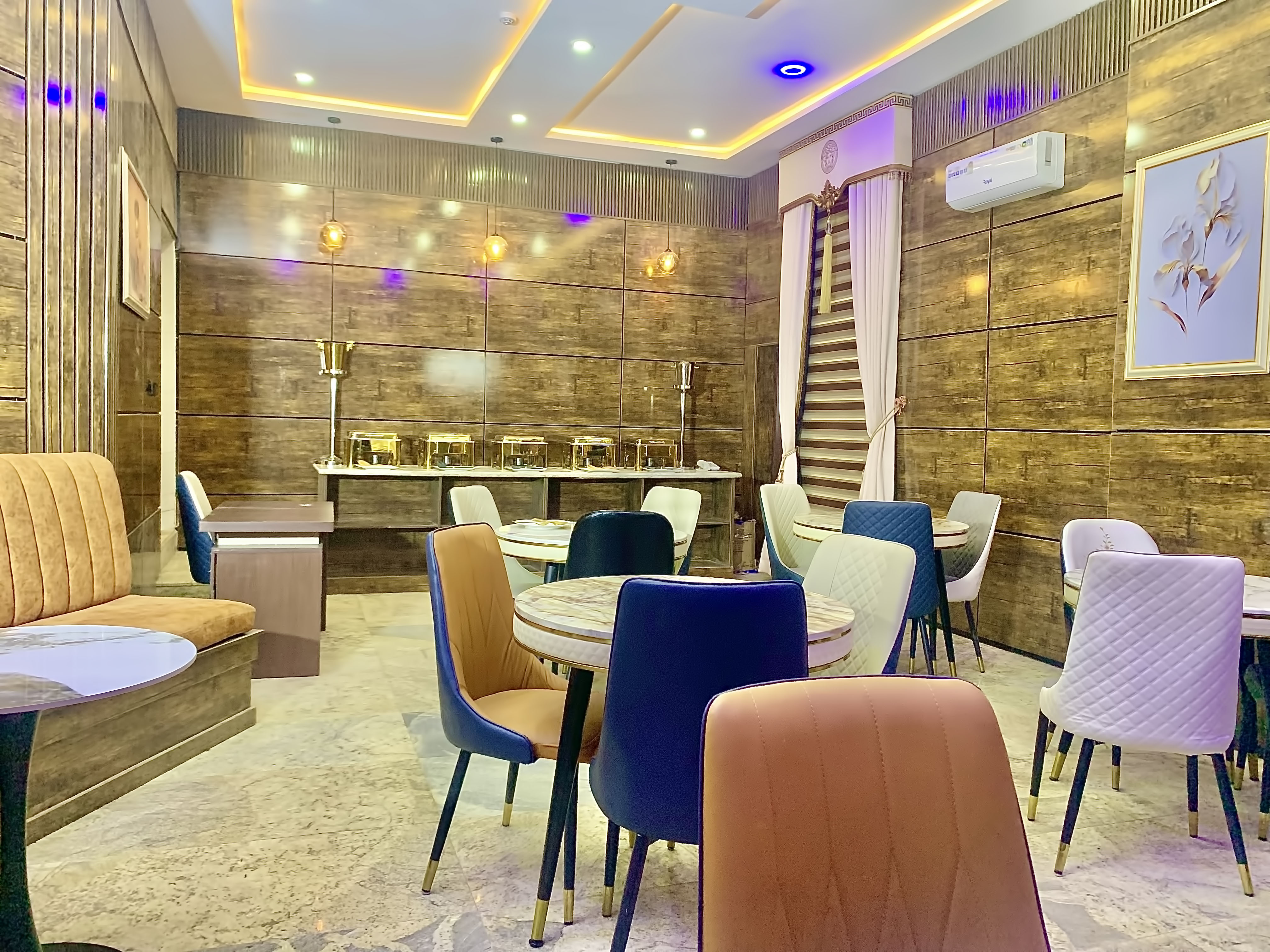 Prince Xclusive Royale Hotel image 2