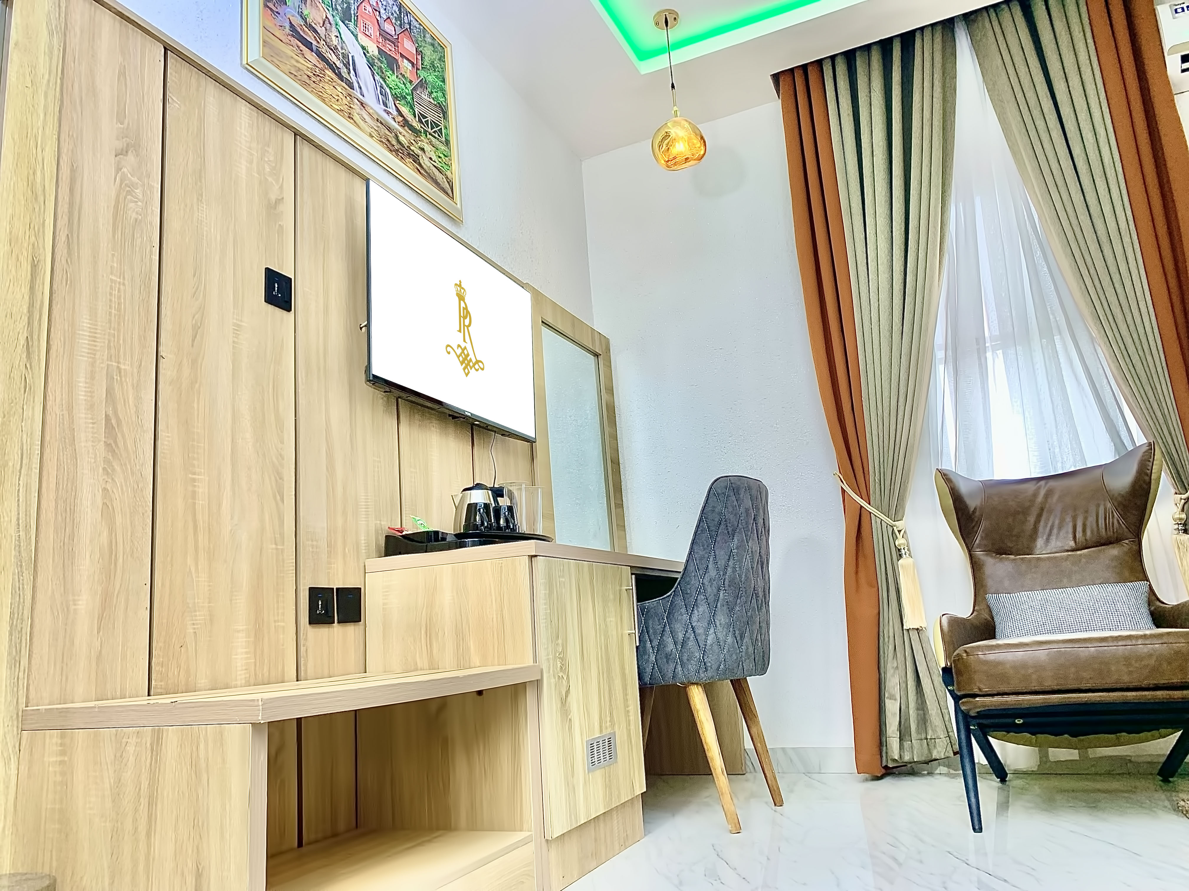 Prince Xclusive Royale Hotel image 3