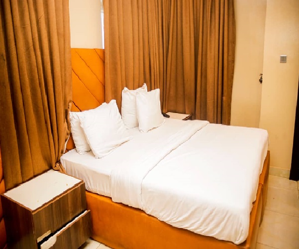 Deroj Western Hotel- Agbor Road image 4