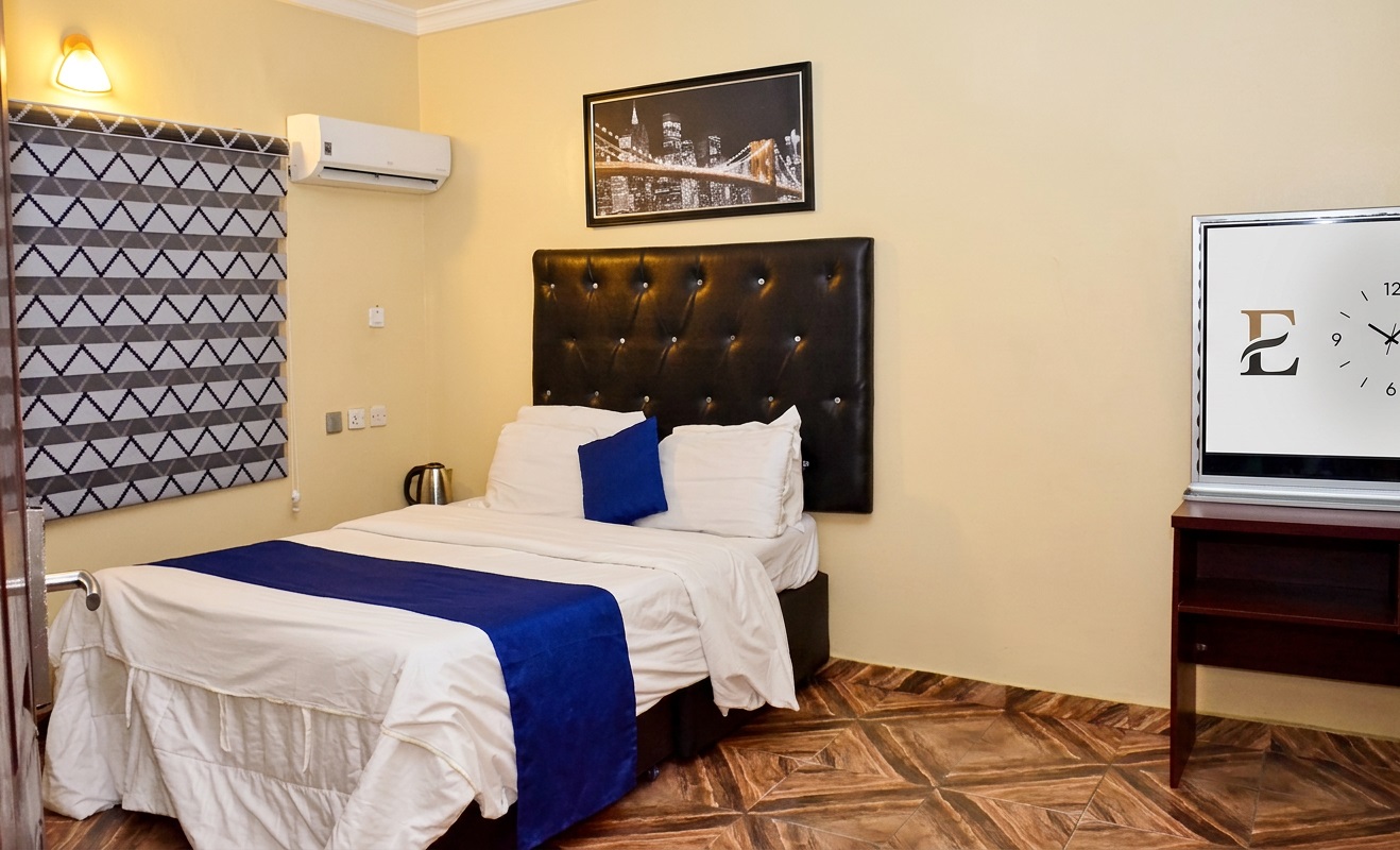 Prime Meridam Hotel image 3