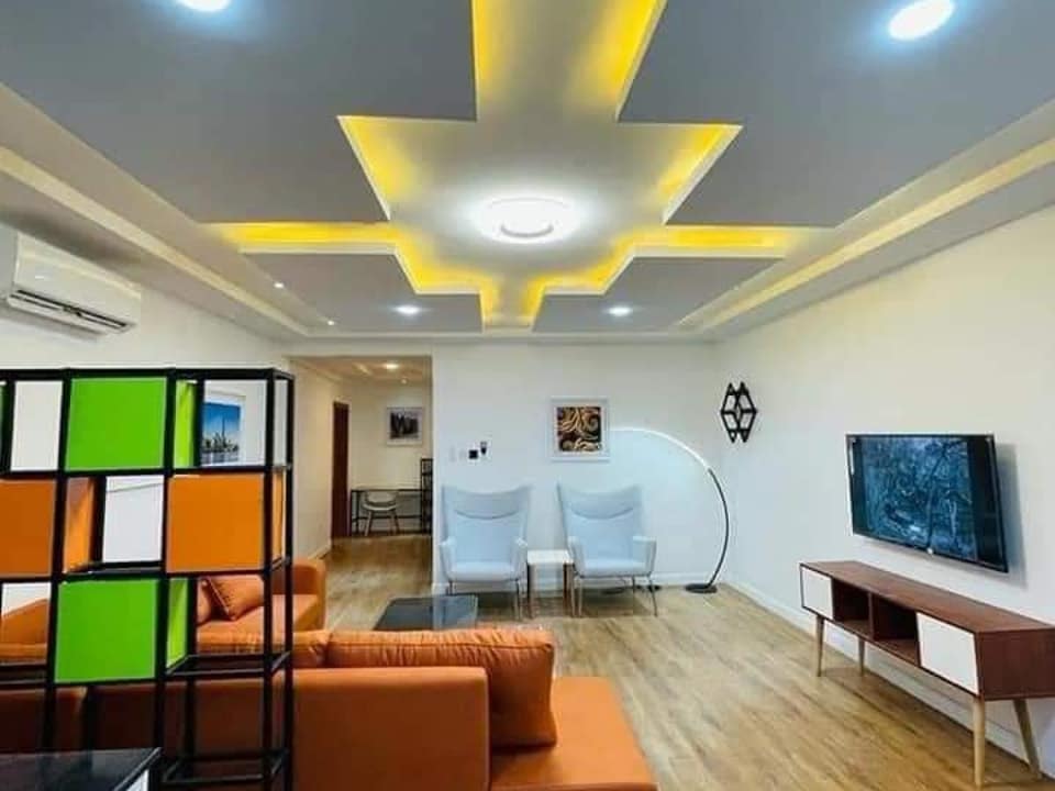 The Glass Residence by Gidanka image 2