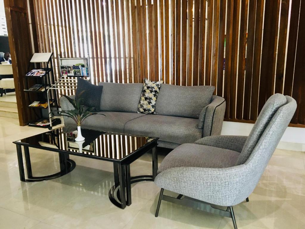 Summerset Continental Hotels image 3