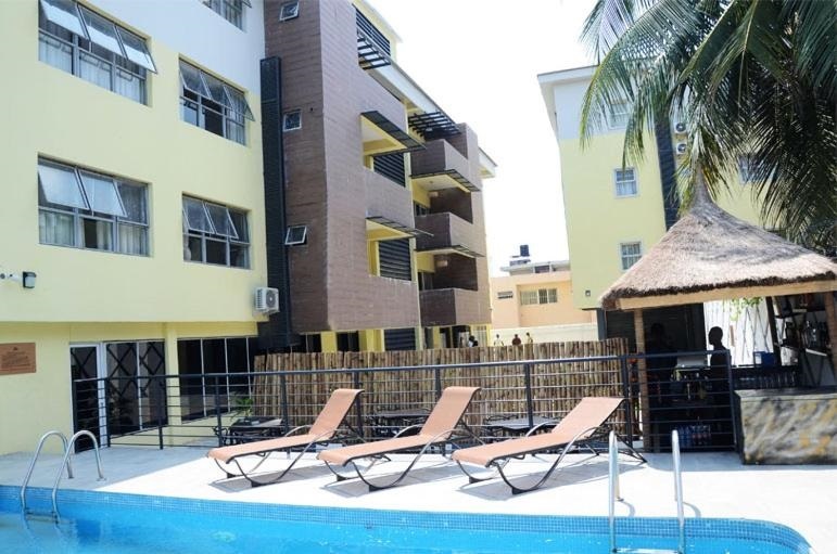 Glee Hotel and Spa image 3