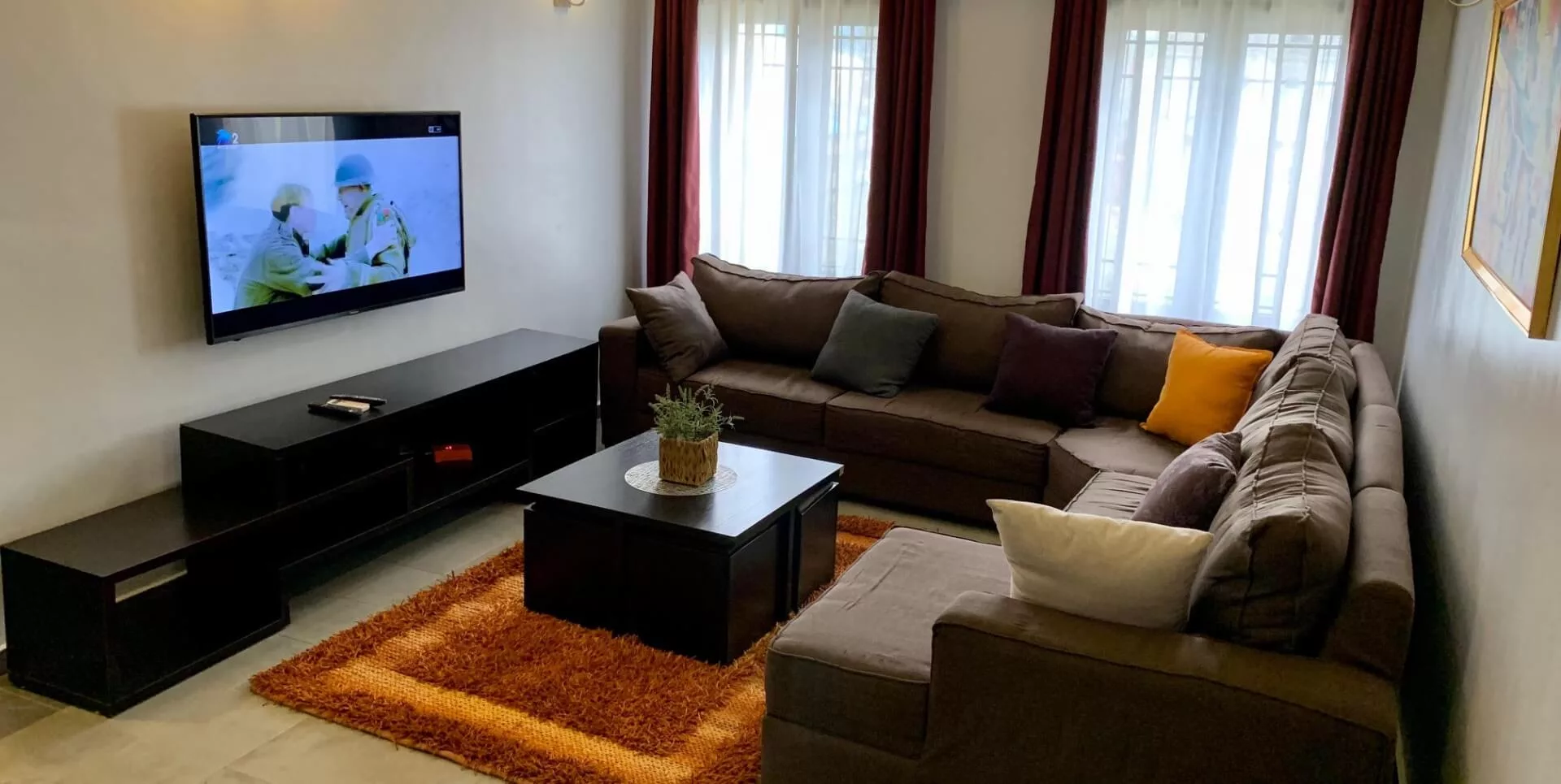 Tennys Place Apartments-Kado image 3