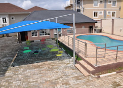 Western Dreams Hotel image 2