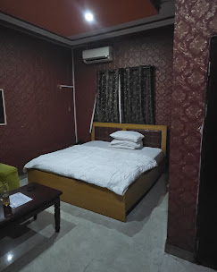 Evaville Hotels N Lounge image 5