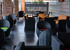 Sulerious Lakeside Hotel image 2