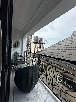 247 Luxury Apartments-Lekki image 3