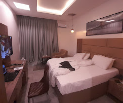 Huxton Hotel image 4