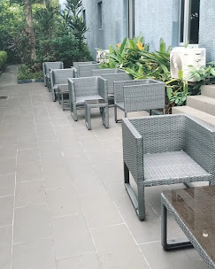 Hills Bay Hotel image 2