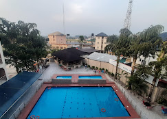 Watbridge Hotels and Suites image 4