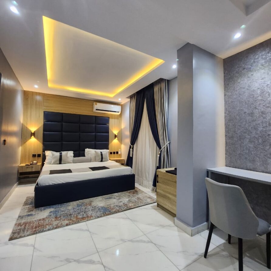 Executive Oyster Suite