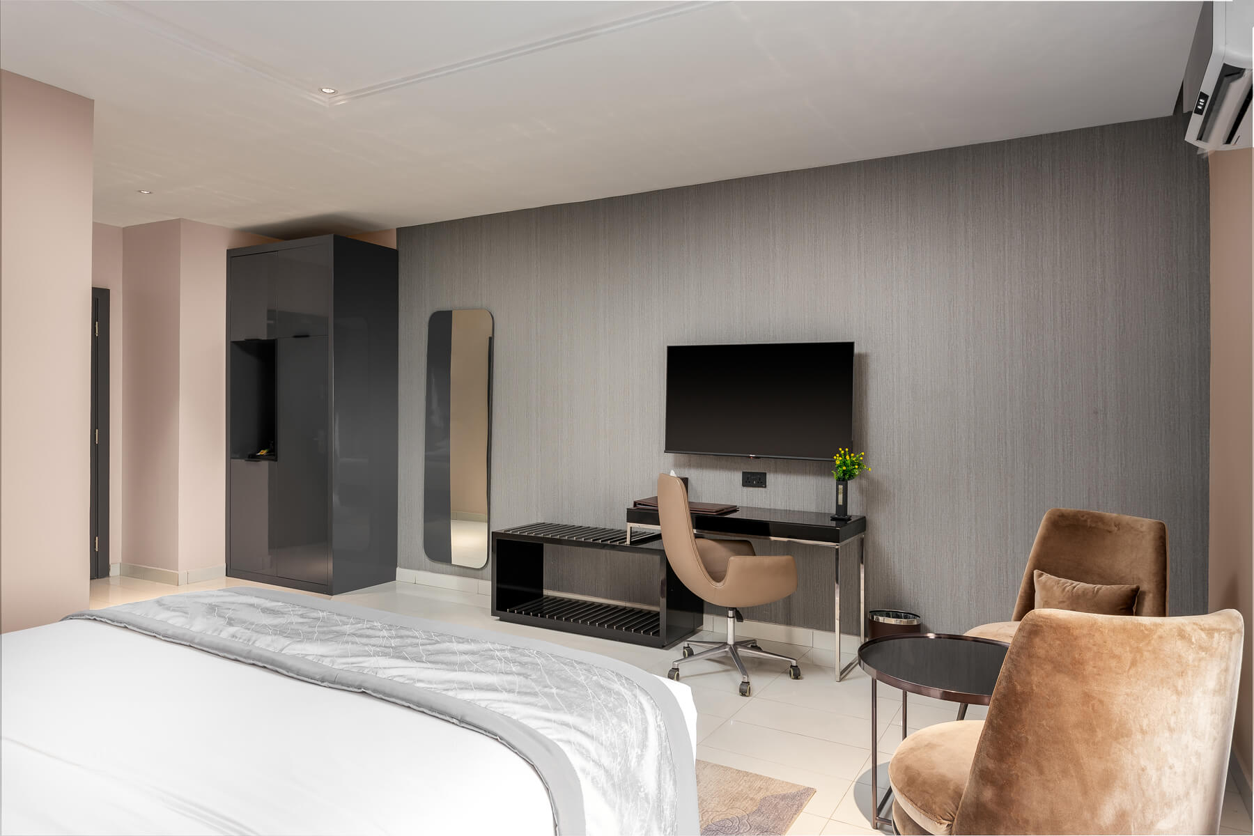 Admirality Deluxe Room