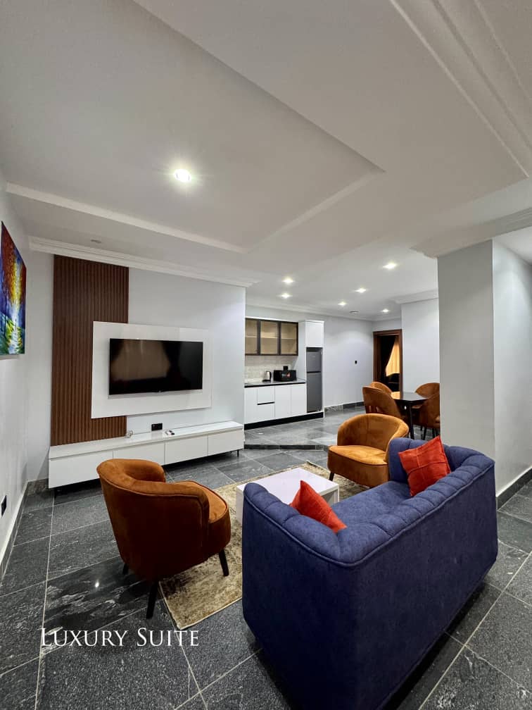 Luxury Suite