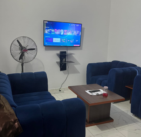 Standard Single  Suite