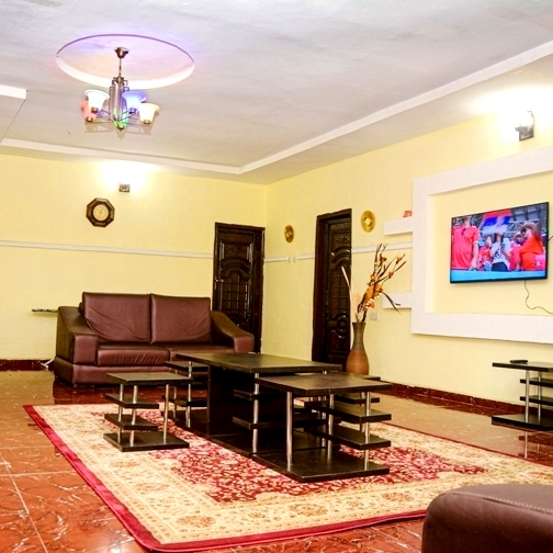 Deluxe Suite(3 Bedroom)