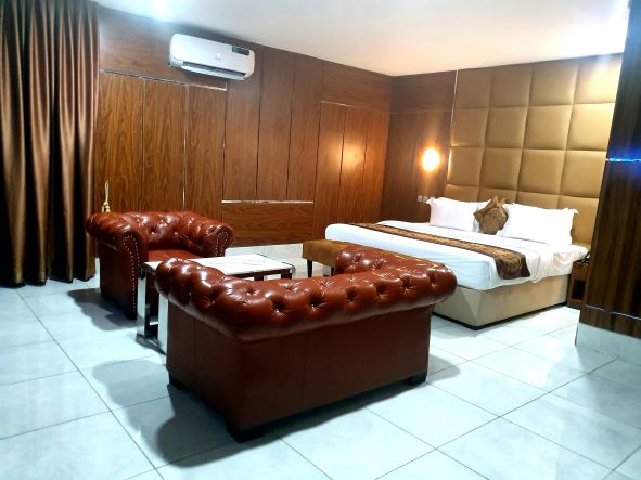 De Phantom Rolls Royce Mini Suite