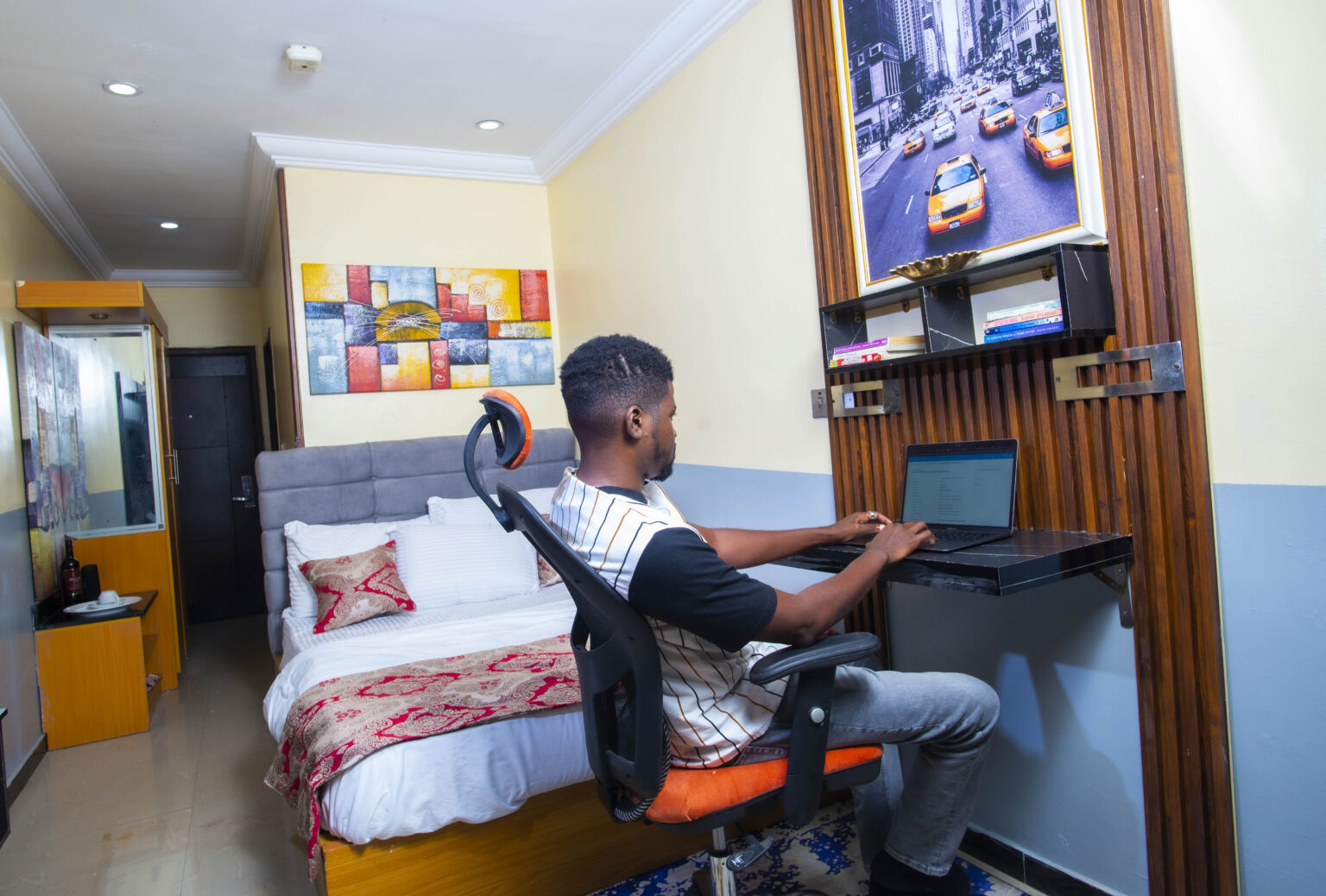 Oasis Plus( Studio Apartment)