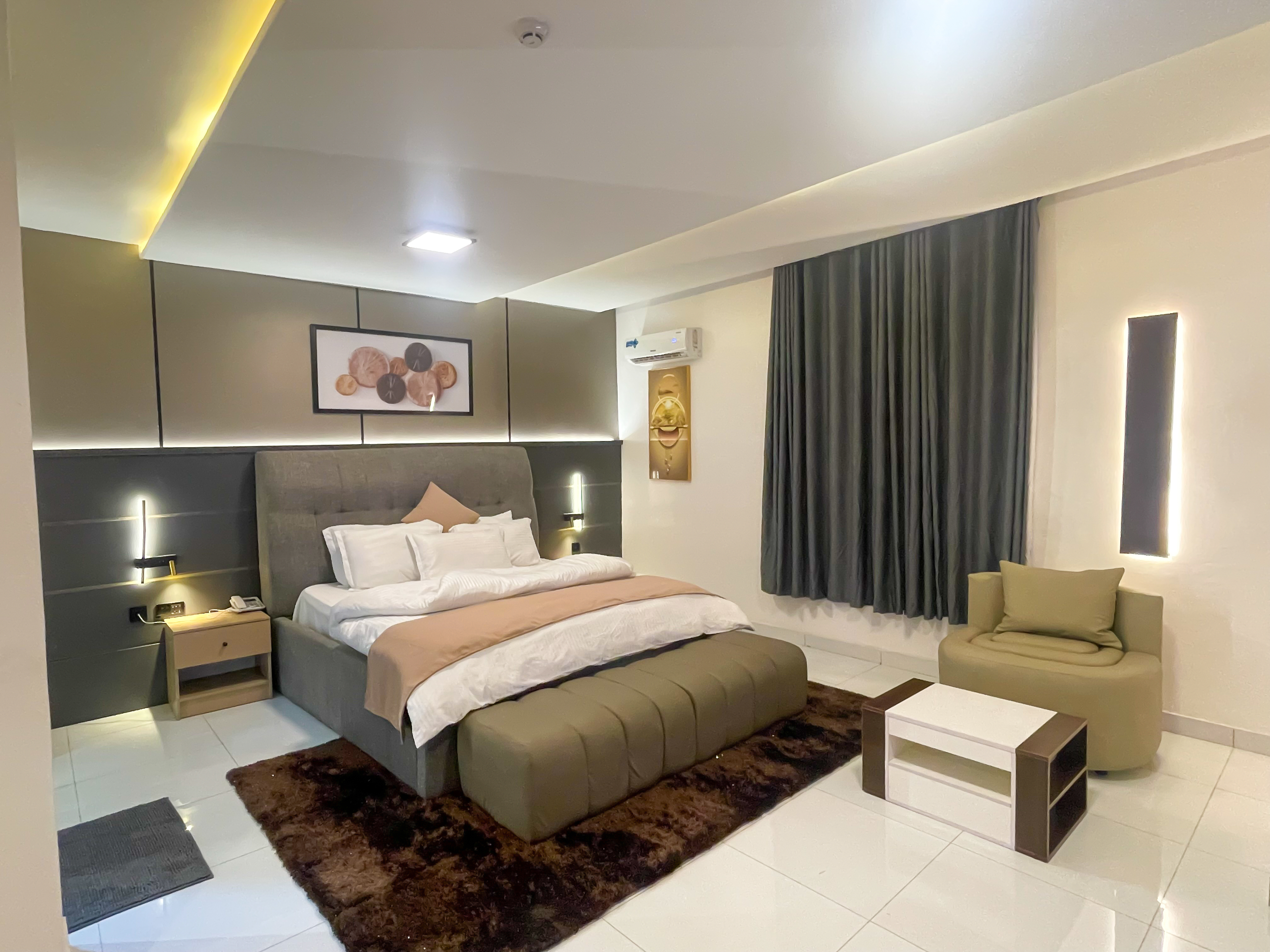 Luxury Room