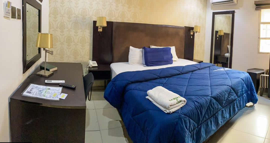 Strandard Suite