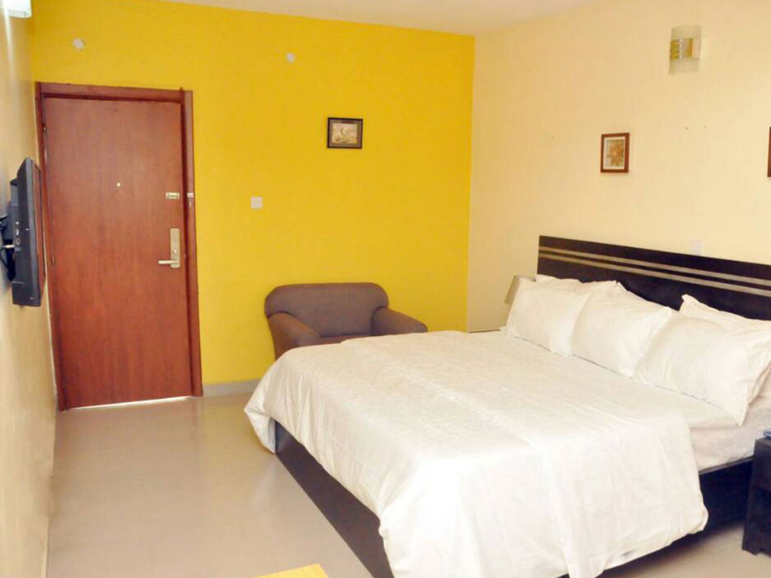 Studio Room