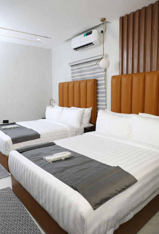 Hollywood Twin Bed