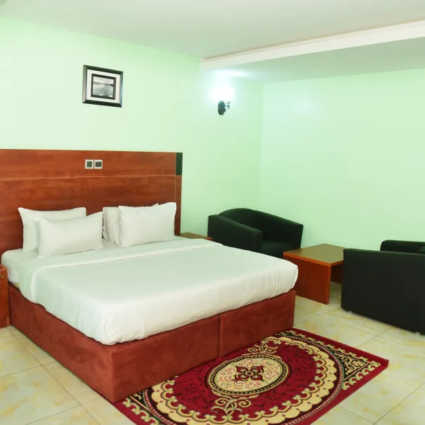 Diplomatic Suite