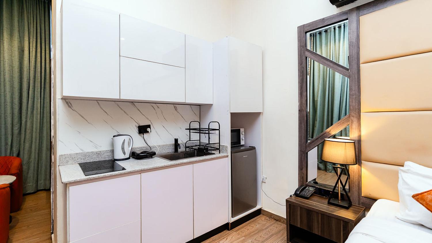 Studio Apartment