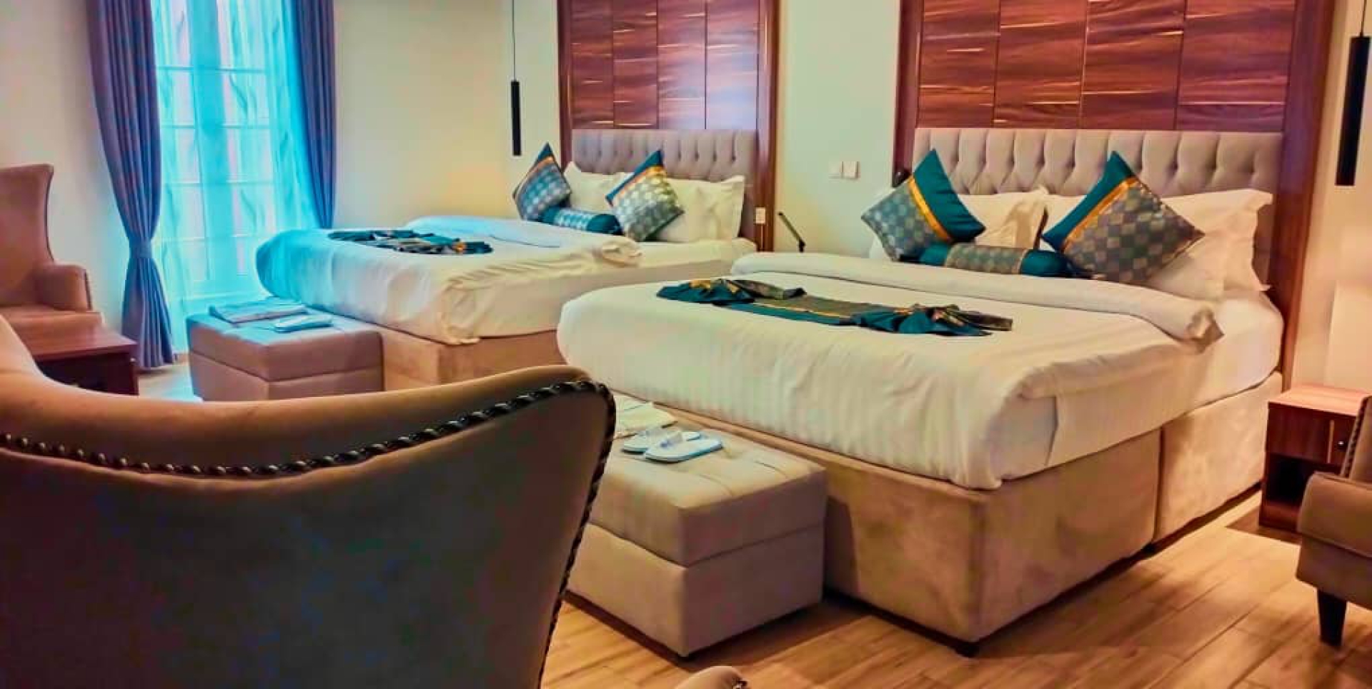 Twin Super Executive