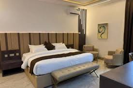 Lunar Business Suite