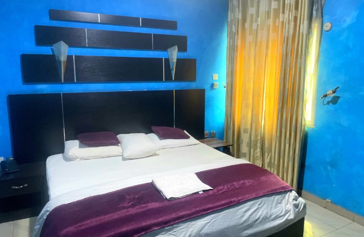 Super Executive Deluxe