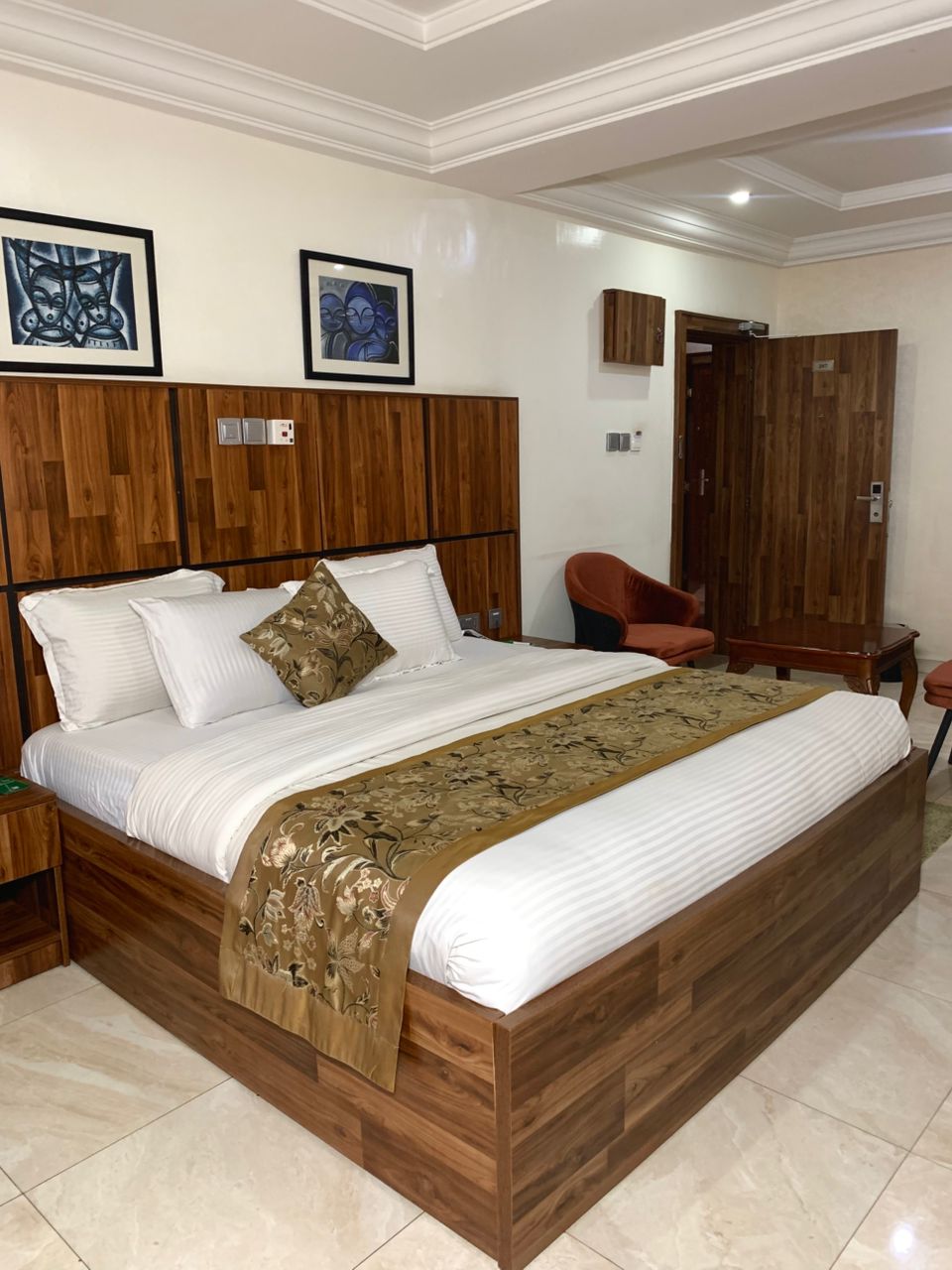 Executive Deluxe Luxury Room