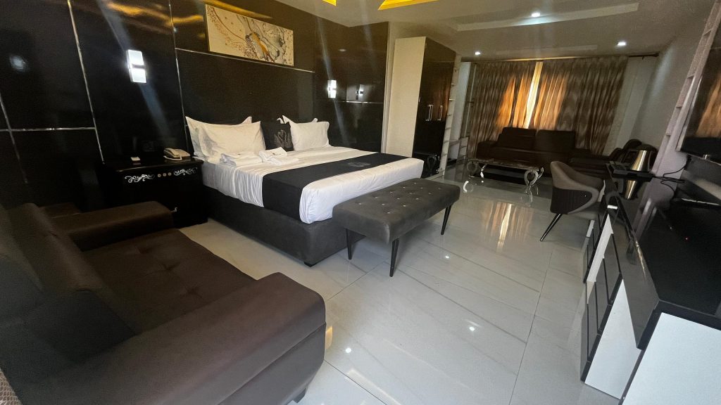 Phantom Rolls Royce Penthouse