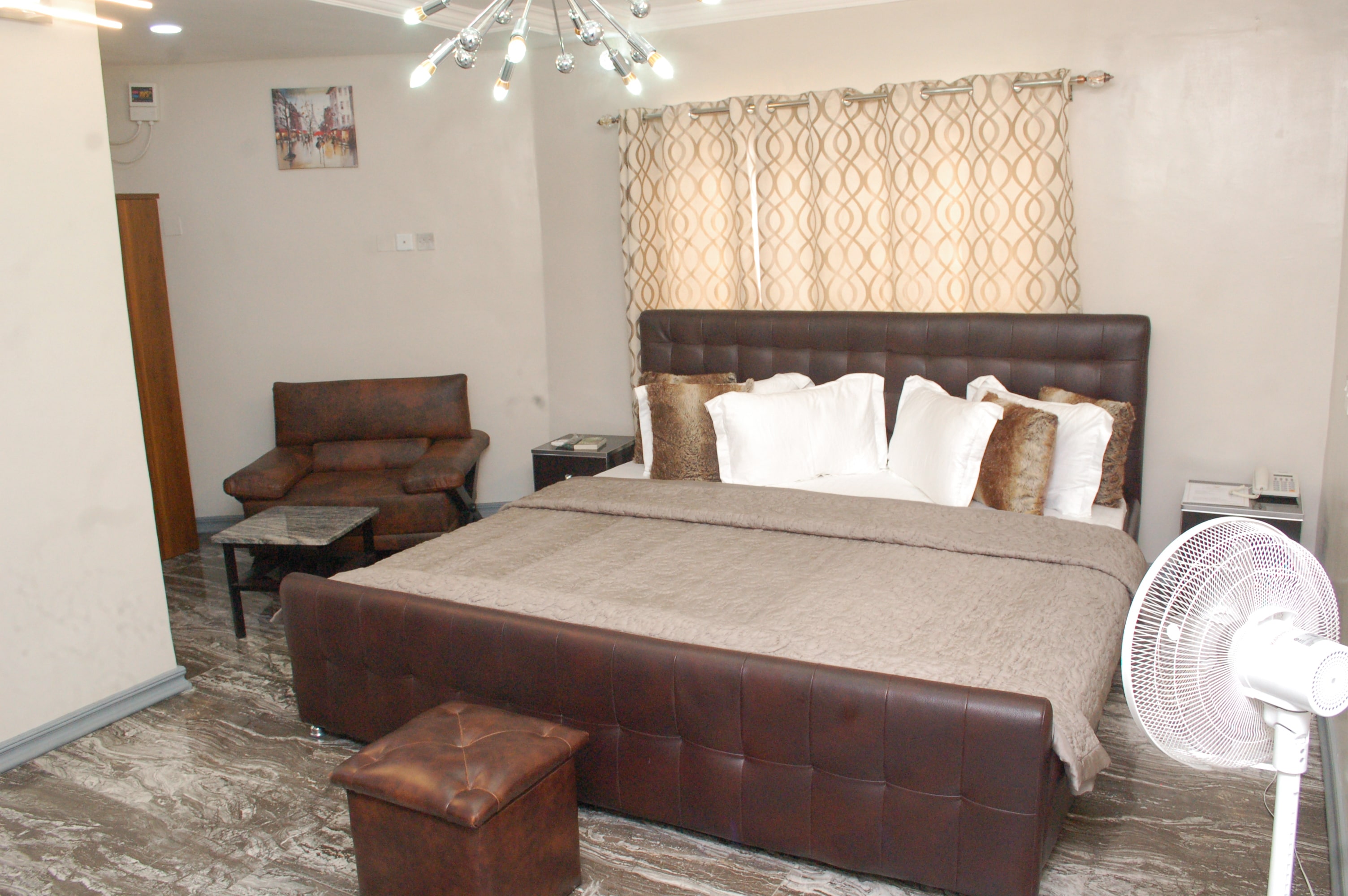 Deluxe Executive Suite