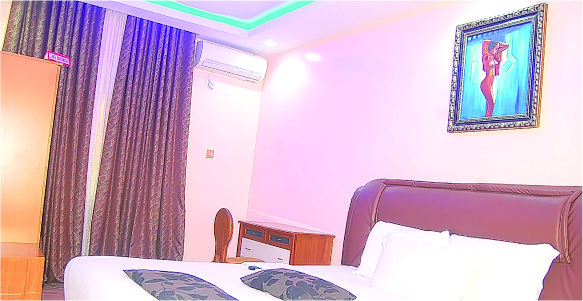 Exquisite Room