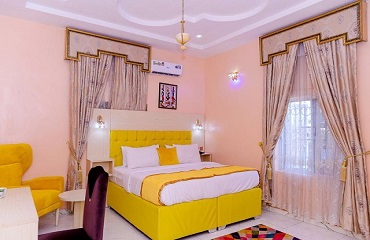 Golden Super Executive